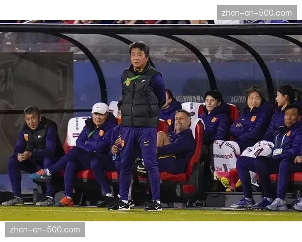 法国足球博物馆启动“2026女性足球月”特别展览 法国足球博物馆启动“2026女性足球月”特别展览