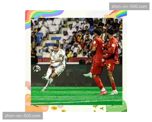 特写:C罗在利雅得胜利训练后加练任意球,备战亚冠关键战 特写:C罗在利雅得胜利训练后加练任意球,备战亚冠关键战