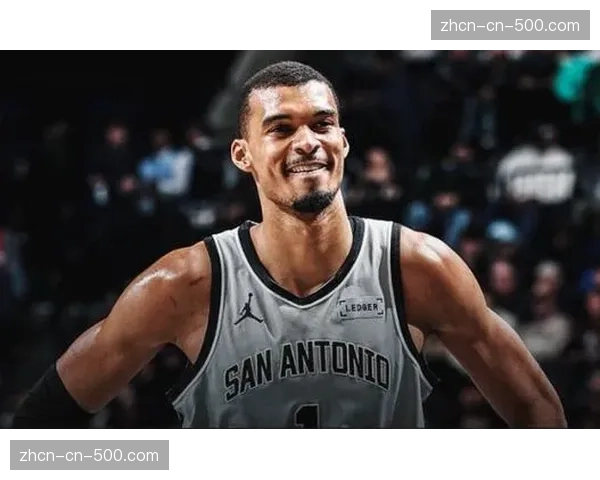 分析：传统中锋的复兴？联盟篮板榜前十中有七人为标准五号位球员